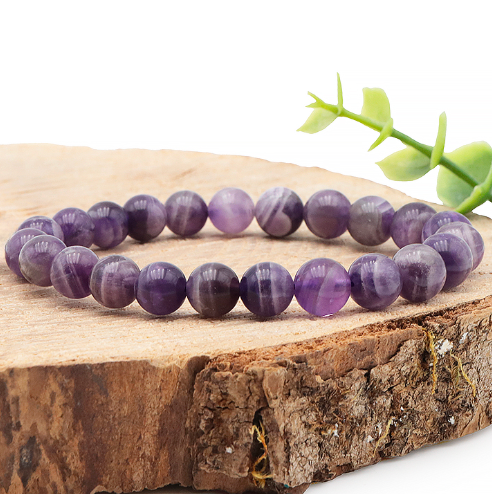bracelet améthyste rubanée qualité A pierre naturelle du Brésil avec inclusion blanche bien dessinée