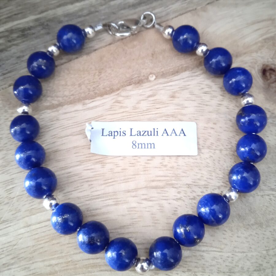 bracelet lapis lazuli 08MM qualité AAA avec fermoir argent et séparateur argent 925 pour embellir les perles d'un bleu profond de la meilleur qualité possible