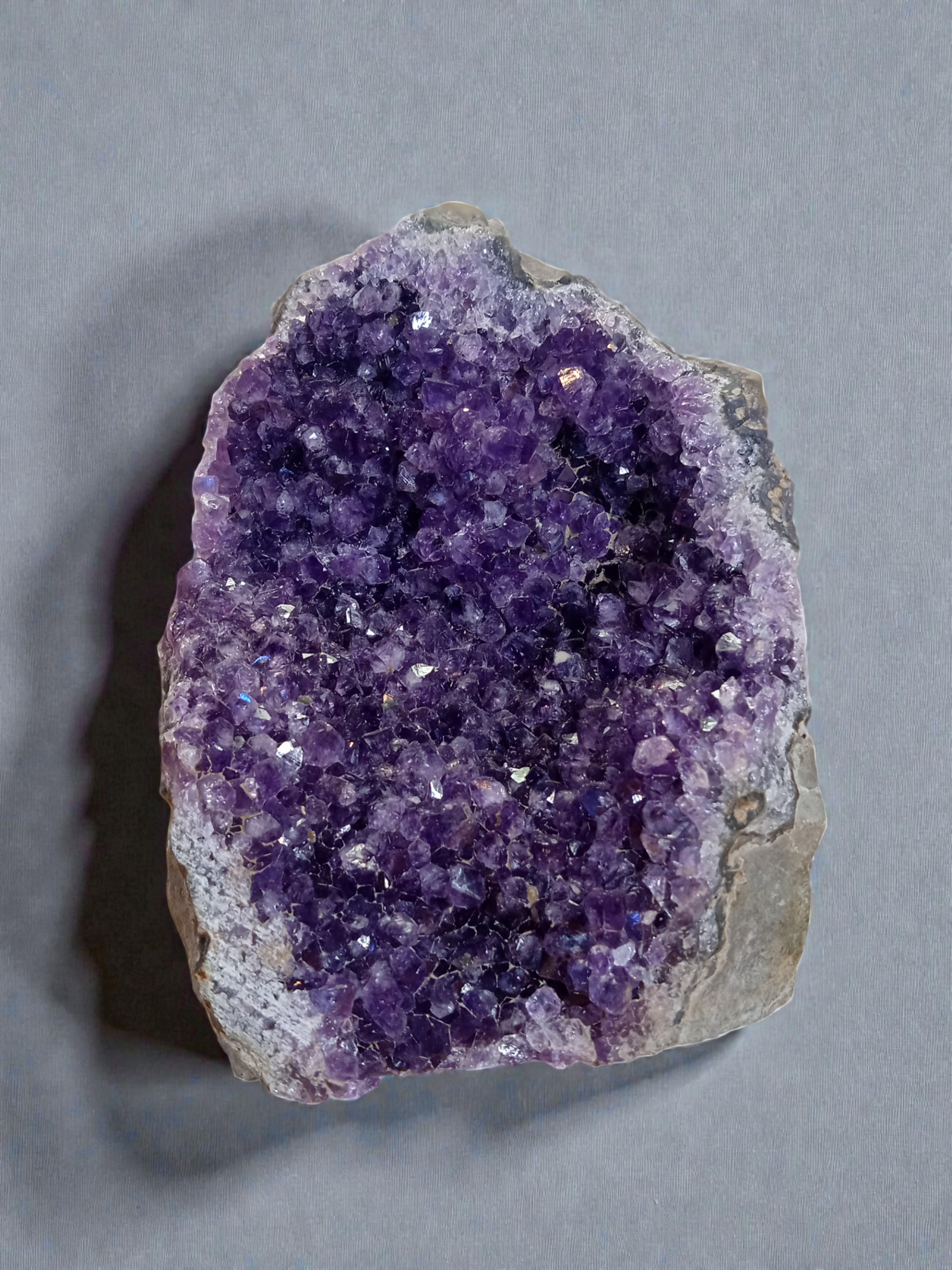 Géode améthyste Uruguay 1135G Qualité AA