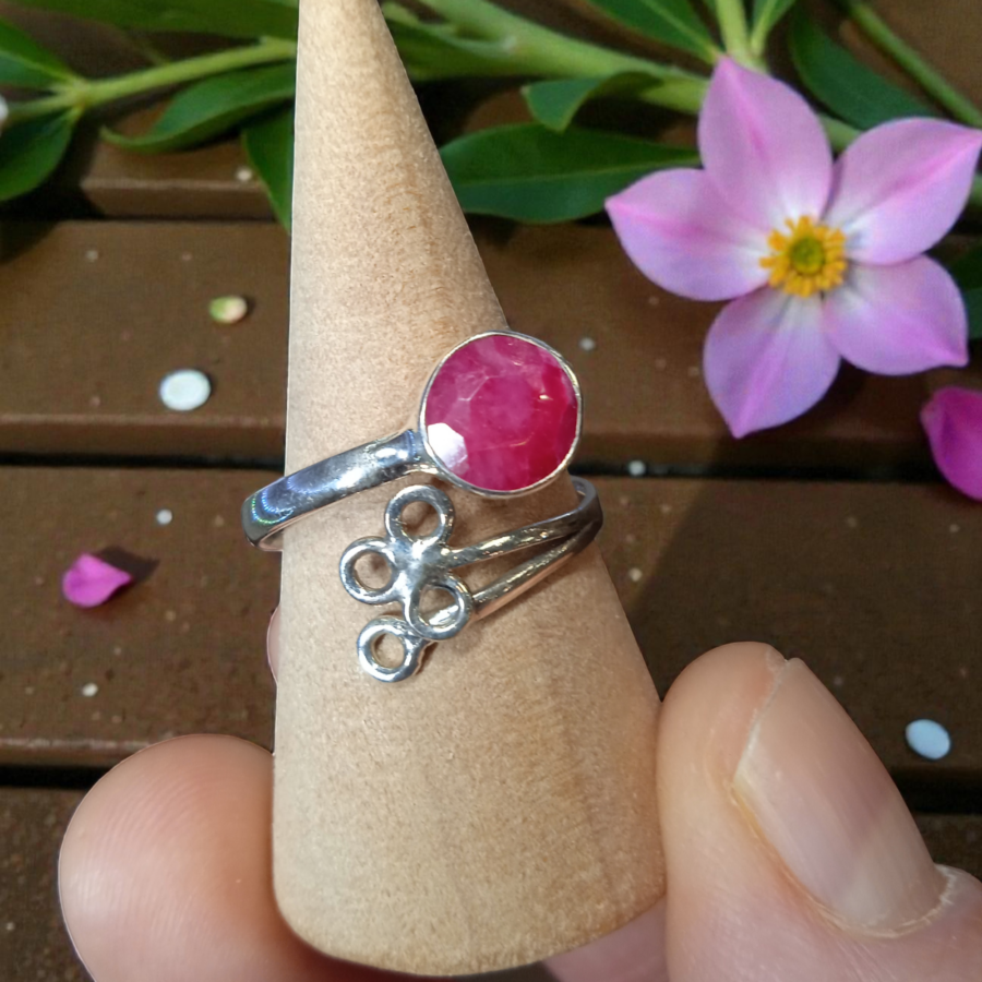 Bague en Argent 925 et Rubis Naturel – Ajustable