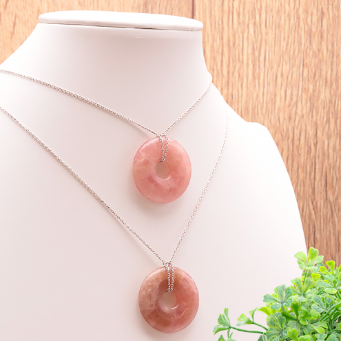 PENDENTIF DONUT QUARTZ FRAISE (HÉMATOÏDE)