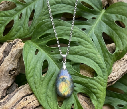 PENDENTIF LABRADORITE AA MADAGASCAR